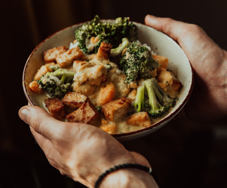 Veganer Gemüse-Tofu-Auflauf