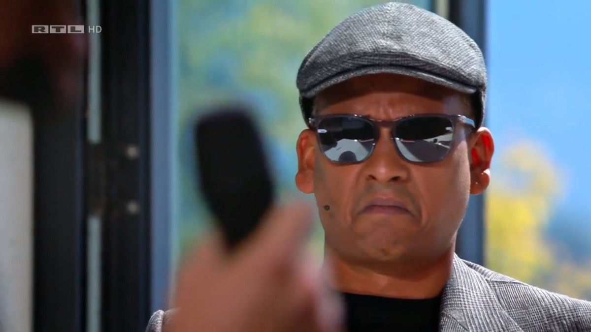Xavier Naidoo gefällt, was er bei Kandidat Ricardi hört.