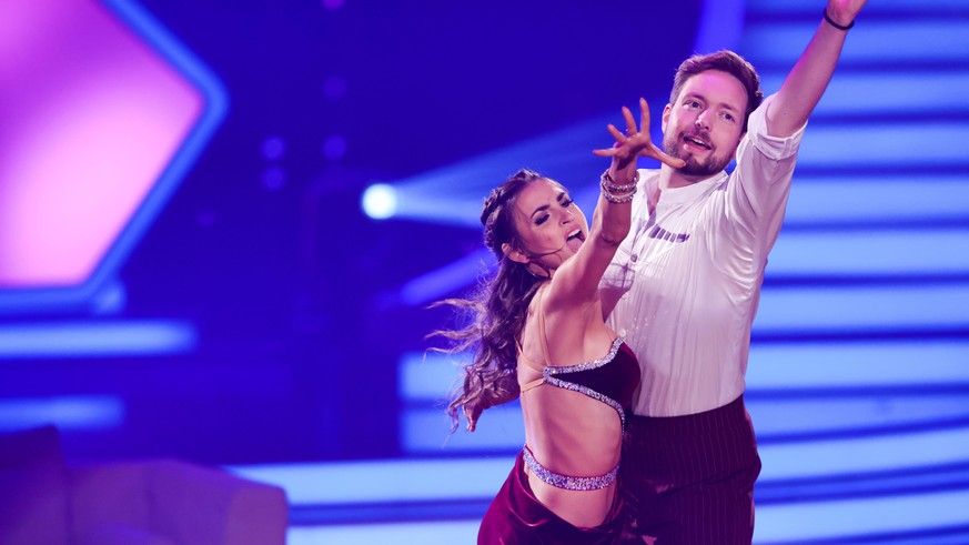 COLOGNE, GERMANY - APRIL 08: Bastian Bielendorfer and Ekaterina Leonova perform on stage during the 7th show of the 15th season of the television competition show &quot;Let&#039;s Dance&quot; at MMC S ...