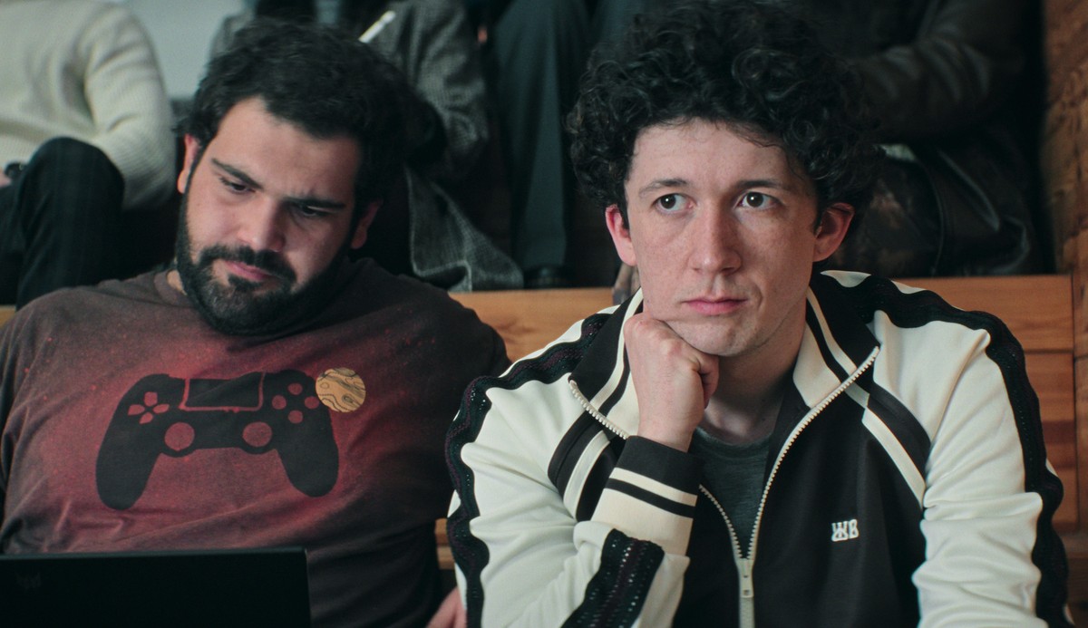 Die Filmfiguren von Danilo Kamperidis und Maximilian Mundt sind in der Serie beste Freunde.