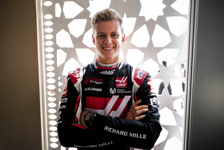 Strahlemann: Mick Schumacher in seinem neuen Haas-Outfit.