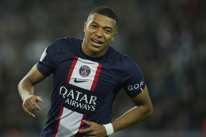 PSG&#039;s Kylian Mbappe reacts during the French League One soccer match between Paris Saint-Germain and Marseille at the Parc des Princes in Paris, Sunday, Oct. 16, 2022. (AP Photo/Thibault Camus)