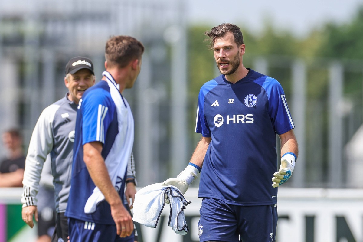 26.06.2023, Fussball, Saison 2022/2023, 2. Bundesliga, Trainingsauftakt FC Schalke 04, Marius Müller FC Schalke 04 Gelsenkirchen NRW Deutschland xRHR-FOTO/TRx *** 26 06 2023, football, season 2022 202 ...