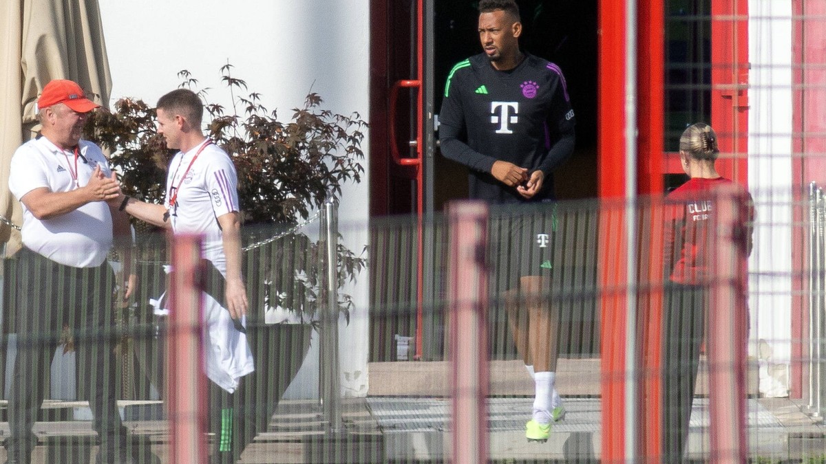 Boateng revient – ​​et fait sensation