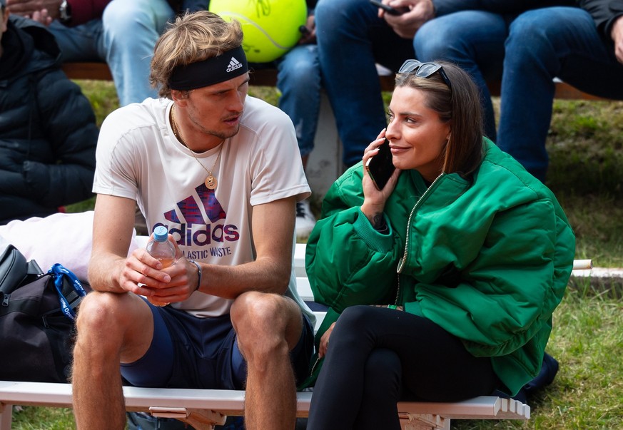 Alexander Zverev und Sophia Thomalla beim Training.