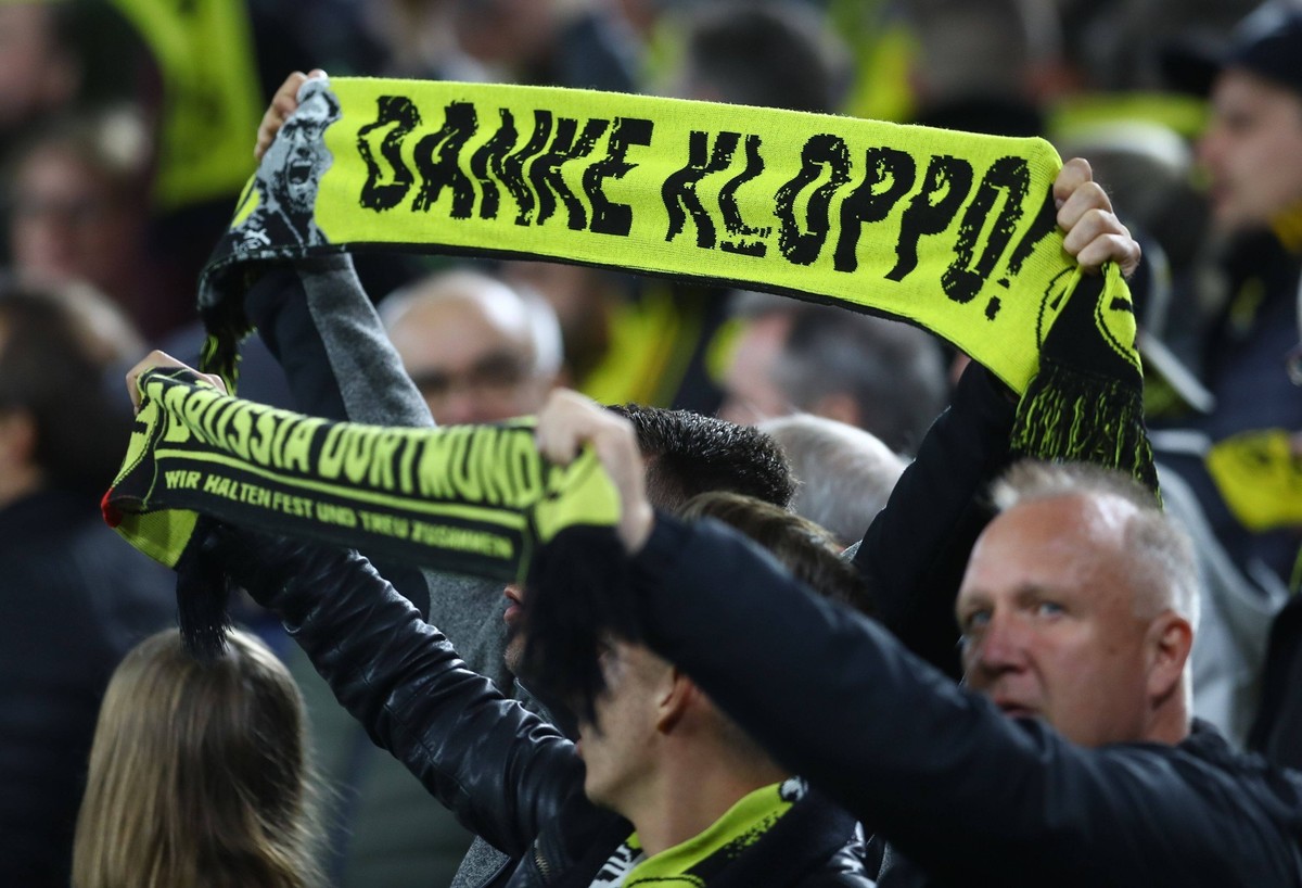 Mandatory Credit: Photo by Kieran McManus/BPI/Shutterstock 10415185au A Borussia Dortmund fan with a scarf thanking former manager Jurgen Klopp Borussia Dortmund v Barcelona, UEFA Champions League, Gr ...