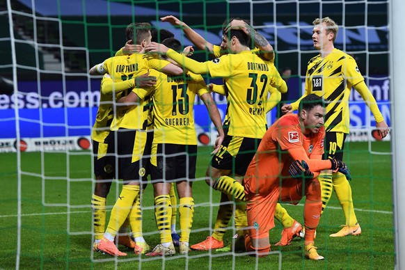Jubelnde Dortmunder: Die Aufgabe gegen Werder Bremen hat der BVB gemeistert.