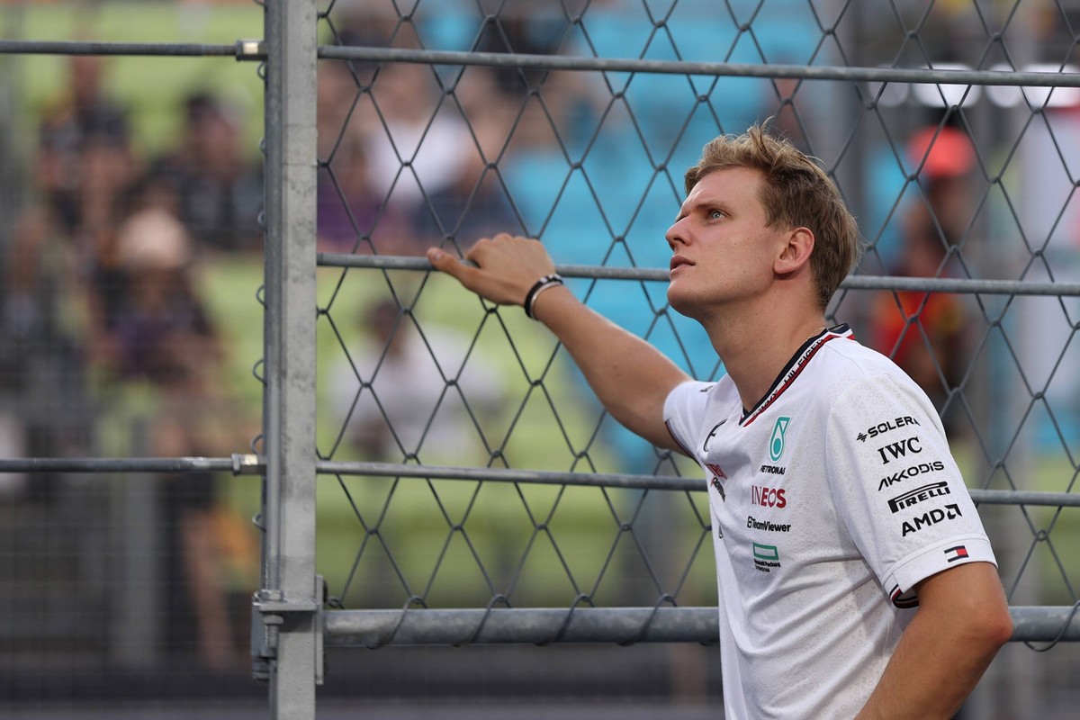 Mick Schumacher deu Mercedes-AMG Petronas Formula One team reserve driver. Singapore Circuit of Singapore Singapore *** Mick Schumacher deu Mercedes AMG Petronas Formula One team reserve driver Singap ...