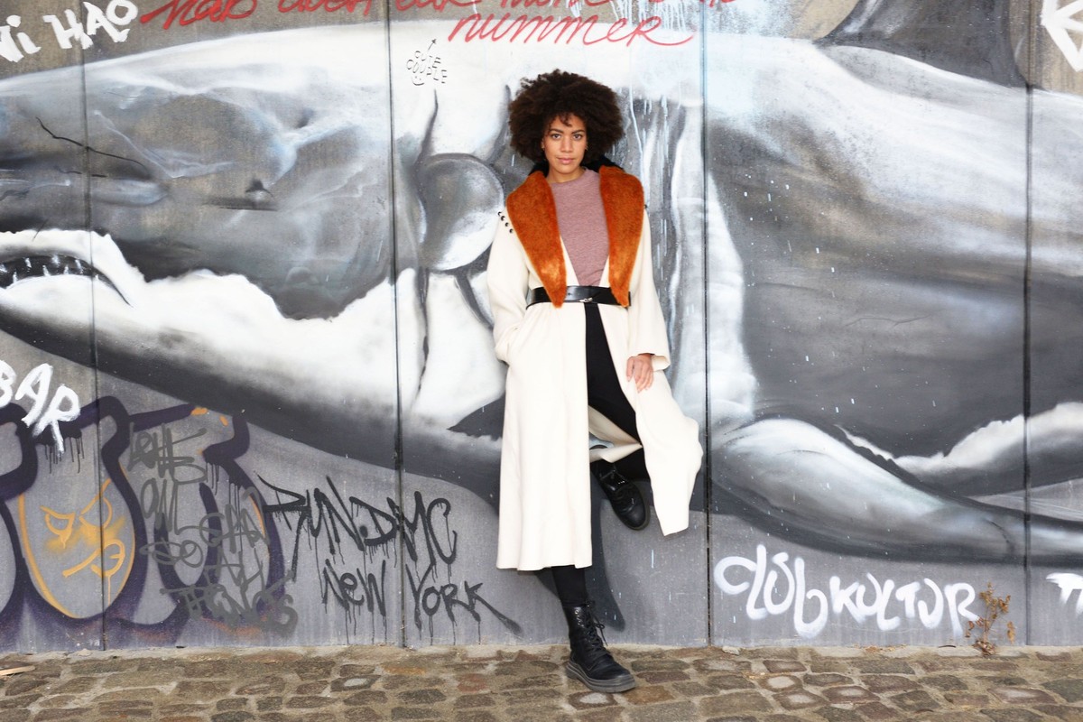 Pauline Afaja spielt "Flo Kästner"
+++ Die Verwendung des sendungsbezogenen Materials ist nur mit dem Hinweis und Verlinkung auf RTL+ gestattet. +++