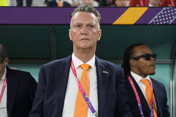 DOHA, 21-11-2022 Al Thumama Stadium World Cup 2022 in Qatar game between Senegal and Netherlands, Netherlands Louis van Gaal Senegal - Netherlands PUBLICATIONxNOTxINxNED x19307187x Copyright: