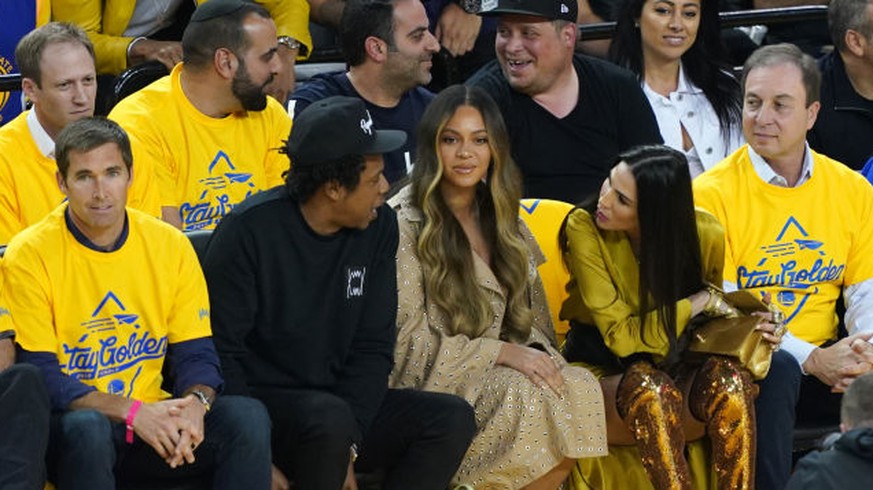 OAKLAND, CALIFORNIA - JUNE 05: Jay-Z and Beyonce attend Game Three of the 2019 NBA Finals between the Golden State Warriors and the Toronto Raptors at ORACLE Arena on June 05, 2019 in Oakland, Califor ...