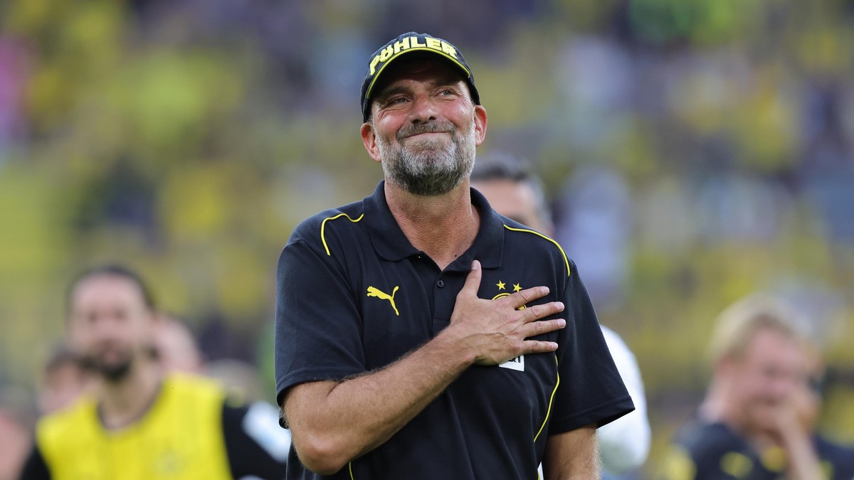 firo : 07.09.2024, Fussball, Fußball, 1.Bundesliga, 1.Liga, Saison 2024/2025, BVB, Borussia Dortmund, Abschiedsspiel Lukasz Piszczek und Jakub Blaszczykowski Trainer Jürgen Klopp vor den Fans