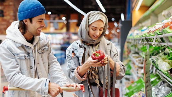 Beliebte Supermarkt-Ketten haben einen Pakt unterzeichnet, um Lebensmittelverschwendung in Deutschland zu mindern.