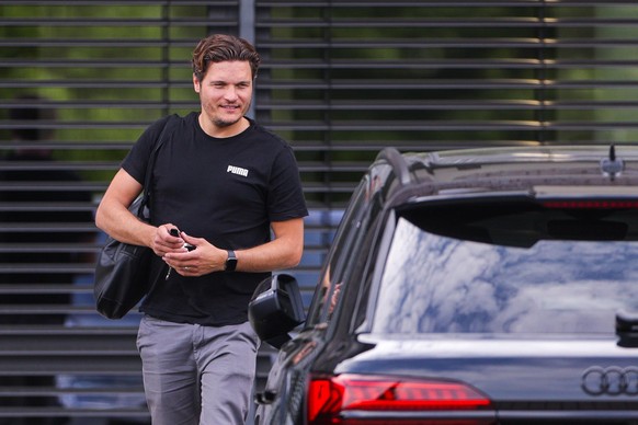 10.05.2022, Fussball, Saison 2021/2022, 1. Bundesliga, Training Borussia Dortmund Edin Terzic (Borussia Dortmund), Foto: Dennis Ewert/RHR-FOTO