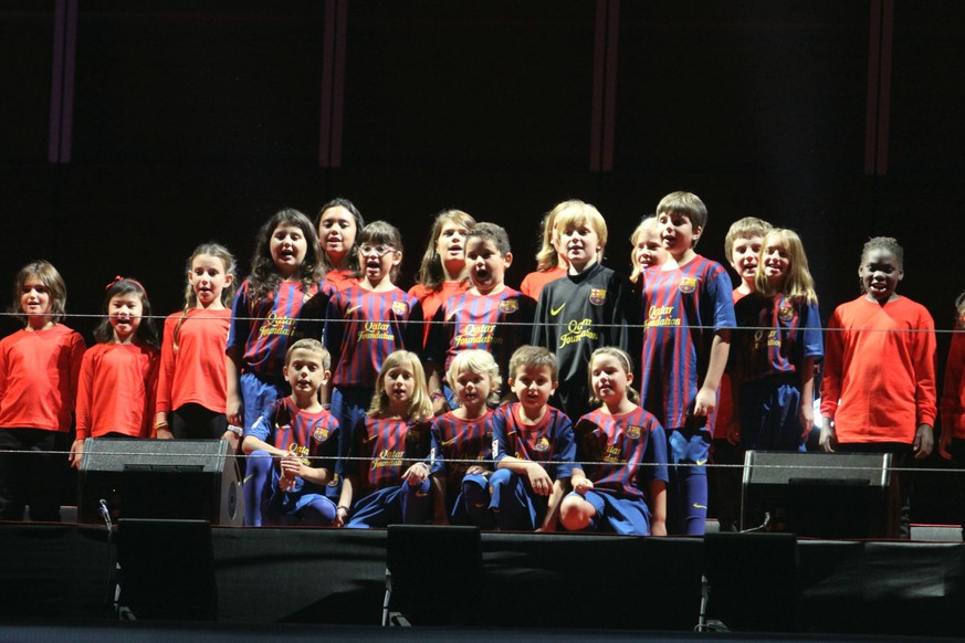 Lauter kleiner Barca-Talente. Der FC Barcelona fördert Mädchen und Jungs gleichermaßen. (Symboldbild)
