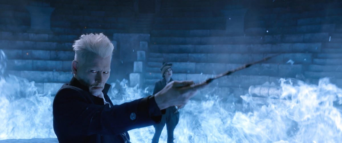 Warner Bros. - Heyday Films / DR LES ANIMAUX FANTASTIQUES - LES CRIMES DE GRINDELWALD FANTASTIC BEASTS: THE CRIMES OF GRINDELWALD de David Yates 2018 USA/GB Johnny Depp. fantastique fantastic fantasy ...