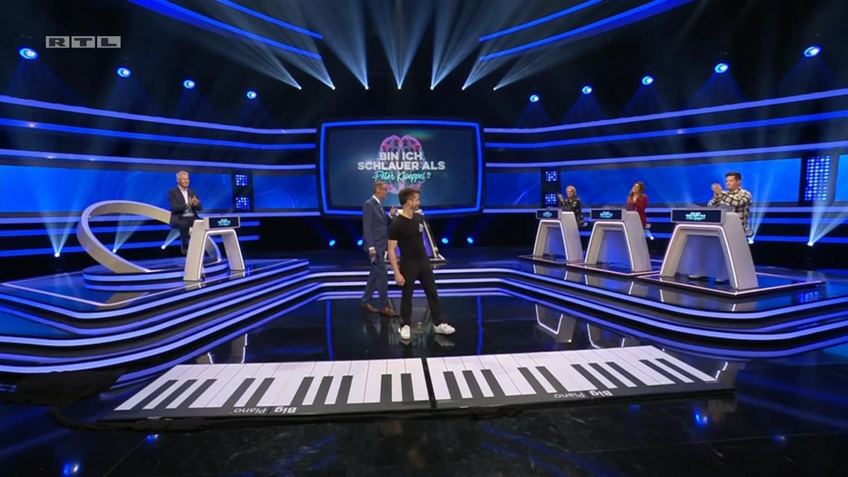Schier endlos dauert das Bodenkeyboardspiel.