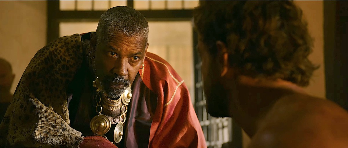 Gladiator II GLADIATOR II - FILM STILLS. 2024 . Malta, Morocco, UK. Denzel Washington in Gladiator II Gladiator 2 - cParamount - an epic historical action film directed by Ridley Scott. A sequel to Gl ...