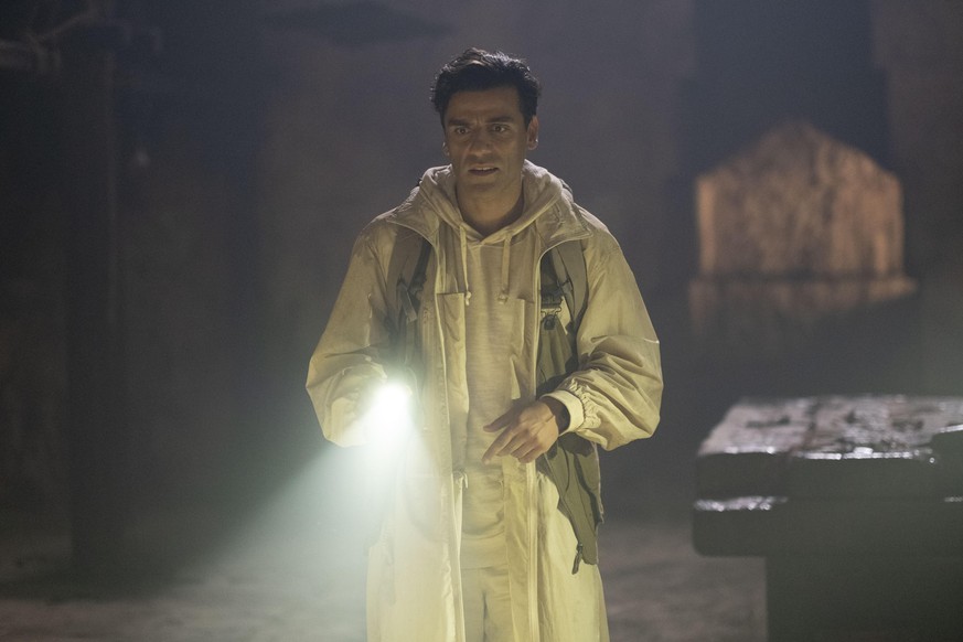 Oscar Isaac stars in the new Marvel series "Moon Knight".