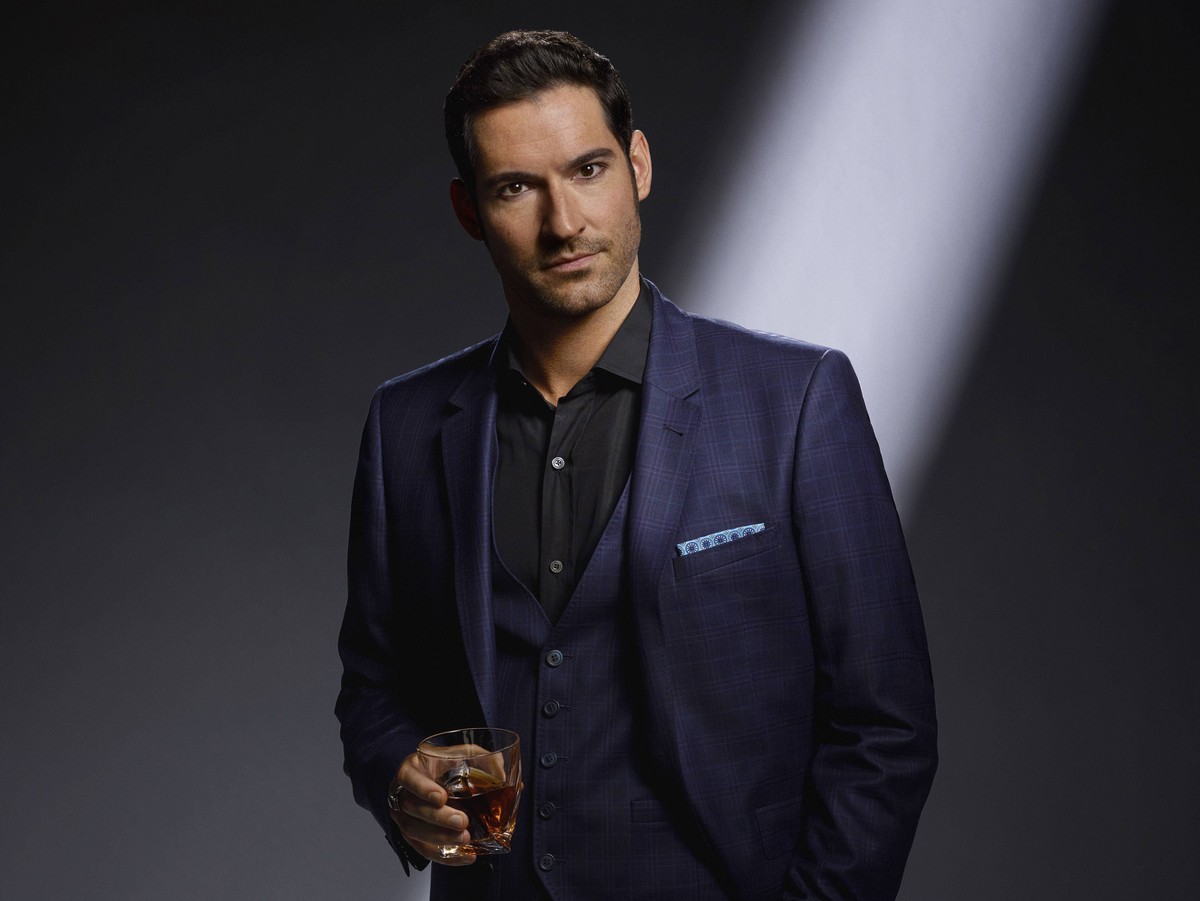 Tom Ellis, Lucifer Season 2 (2016) Fox Broadcasting Co. Los Angeles CA PUBLICATIONxINxGERxSUIxAUTxONLY 33381_001THA

Tom Ellis Lucifer Season 2 2016 Fox Broadcasting Co Los Angeles Approx PUBLICATIO ...