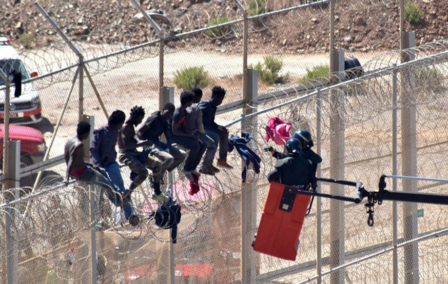 Marokko nimmt offenbar hunderte Migranten fest und bringt sie ins Landesinnere