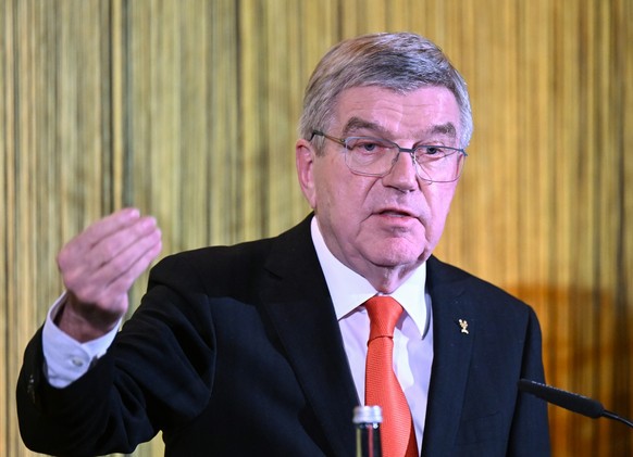 ARCHIV - 12.12.2022, Baden-W�rttemberg, Stuttgart: Thomas Bach, der Pr�sident des Internationalen Olympischen Komitees, hier im Dezember in Stuttgart. In einem offenen Brief, der an Bach adressiert is ...