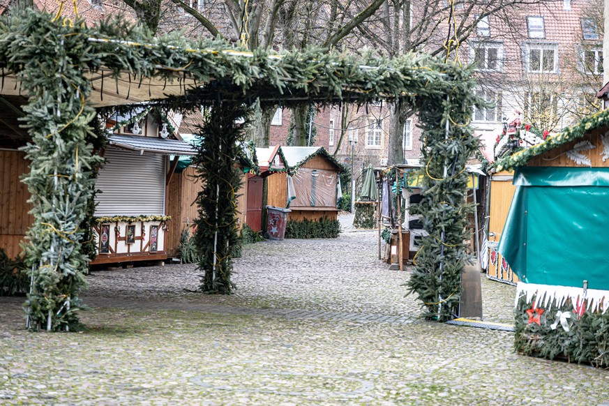 Dieser Weihnachtsmarkt in Nordrhein-Westfalen wurde auch im zweiten Jahr abgesagt. Ab Mittwoch gelten bundesweit schärfere Corona-Maßnahmen.