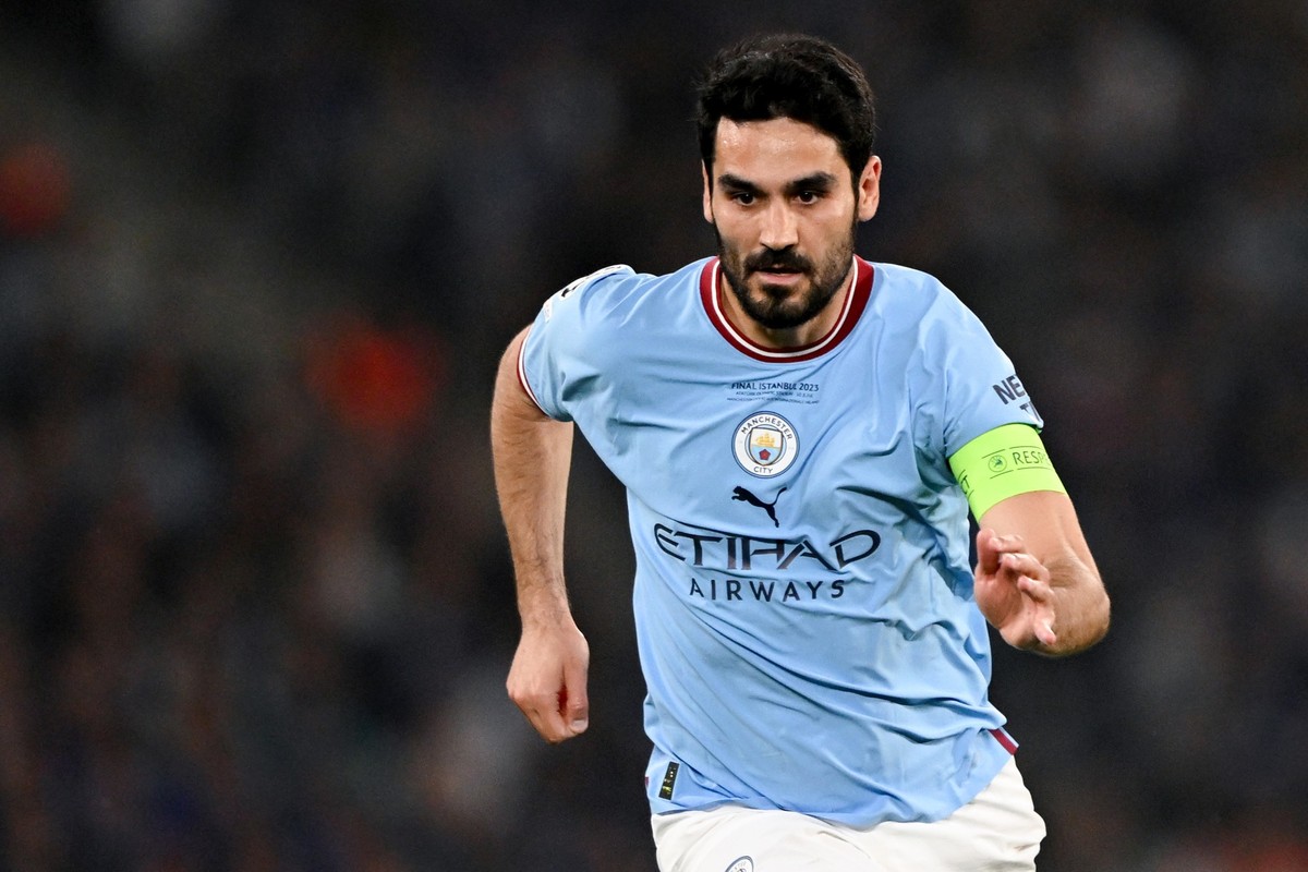 ARCHIV - 10.06.2023, Türkei, Istanbul: Fußball: Champions League, Manchester City - Inter Mailand, K.o.-Runde, Finale, im Atatürk-Olympiastadion. Manchesters Ilkay Gündogan am Ball. er ehemalige deuts ...