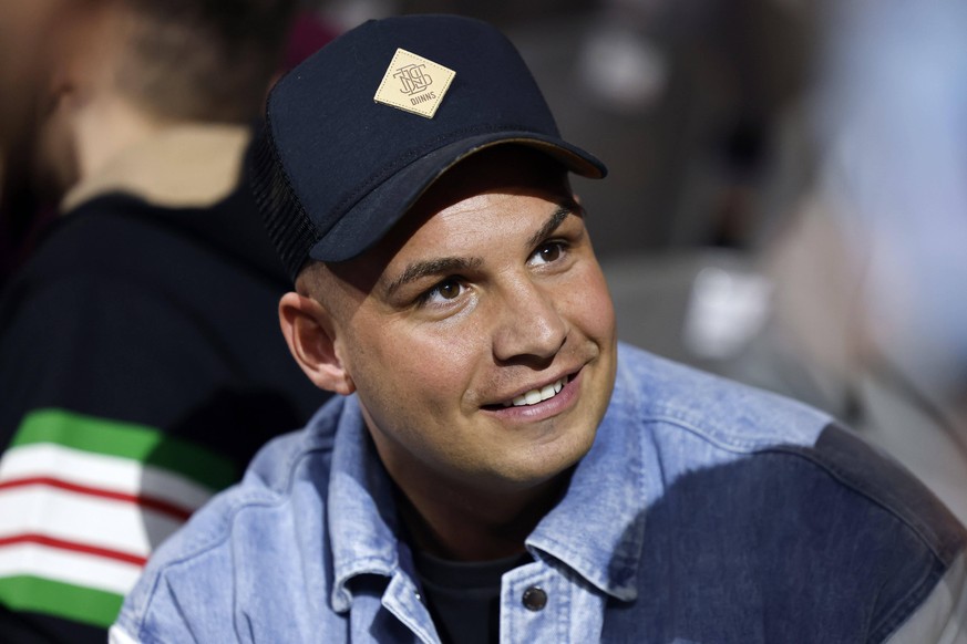 Sänger Pietro Lombardi beim Joyn Event The Great Fight Night in der Lanxess-Arena. Köln, 02.04.2022 NRW Deutschland *** Singer Pietro Lombardi at Joyn event The Great Fight Night at Lanxess Arena Colo ...