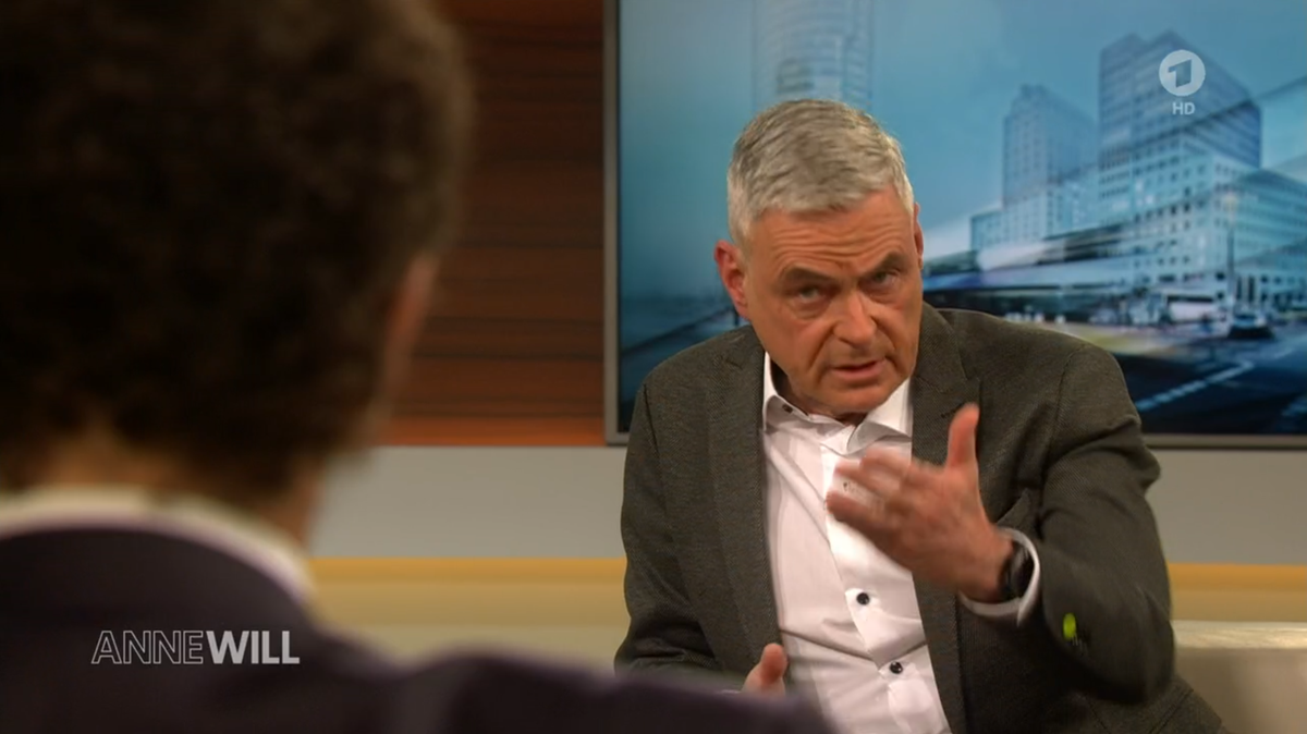 Uwe Janssens sieht Deutschlands Intensivkapazitäten bei "fünf nach zwölf".