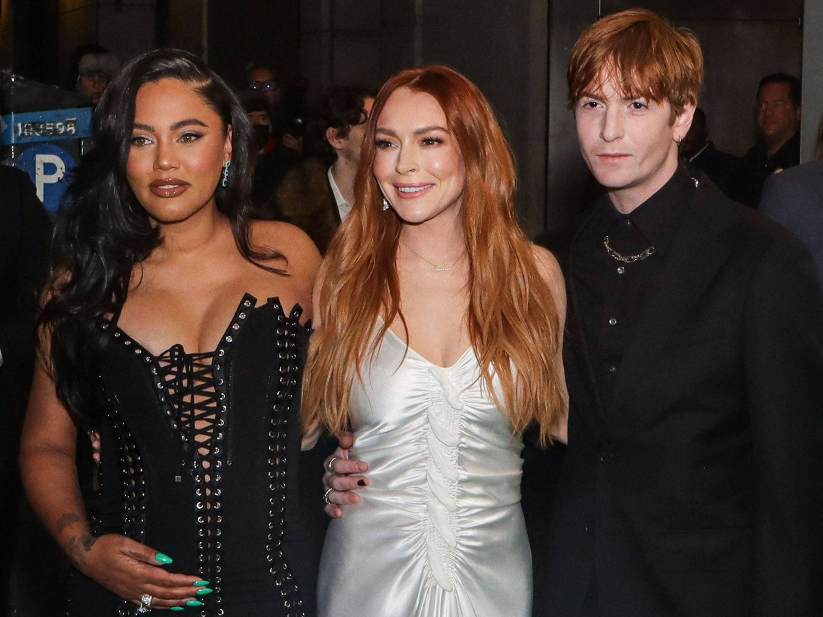 Lindsay Lohan Attends Irish Wish Premiere - NYC Ayesha Curry wearing a Dolce and Gabbana dress, Lindsay Lohan and Dakota Lohan arrive at the New York Special Screening Of Netflix s Irish Wish held at ...