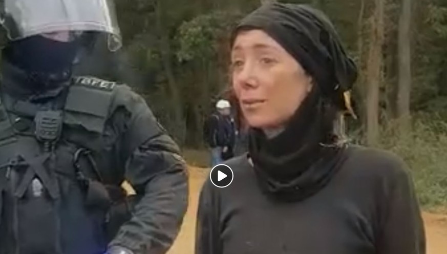 Diese Ansage einer Aktivistin aus dem Hambacher Forst bewegt Tausende