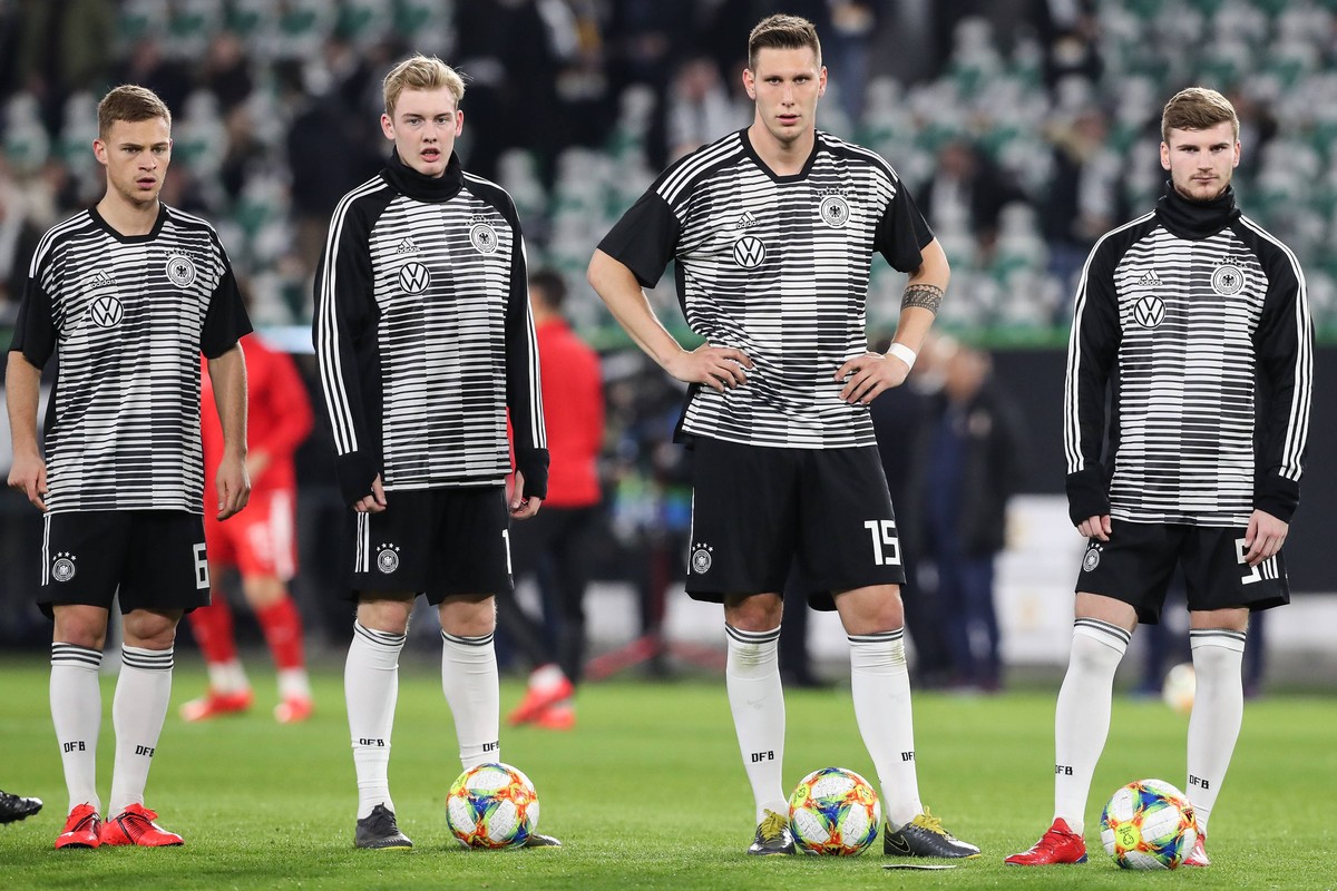 Julian Nagelsmann riet Niklas Süle (zweiter von rechts) zu einem Wechsel – bei Timo Werner (rechts) will er es genauso machen.