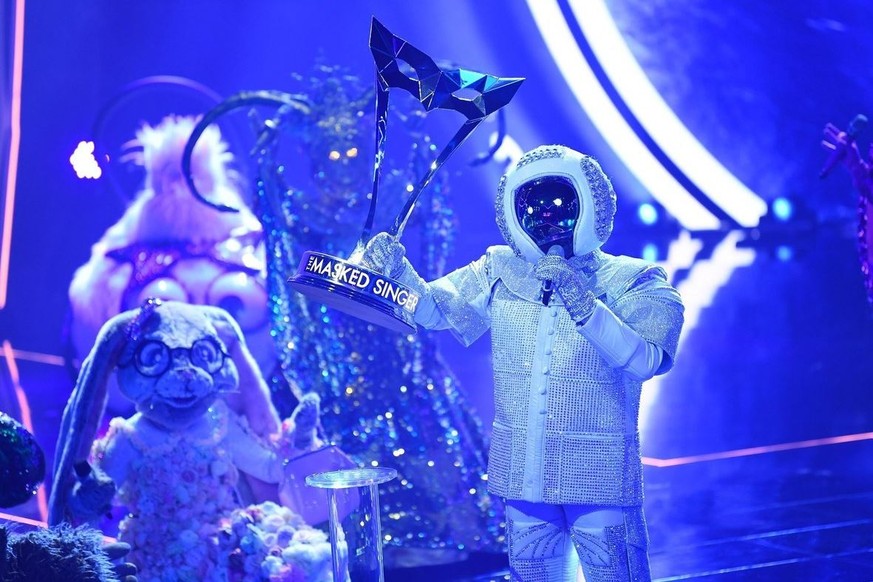 Zum Final-Opening schaute bei "The Masked Singer" ein alter Bekannter vorbei Doch das war nicht das Highlight der Sendung.