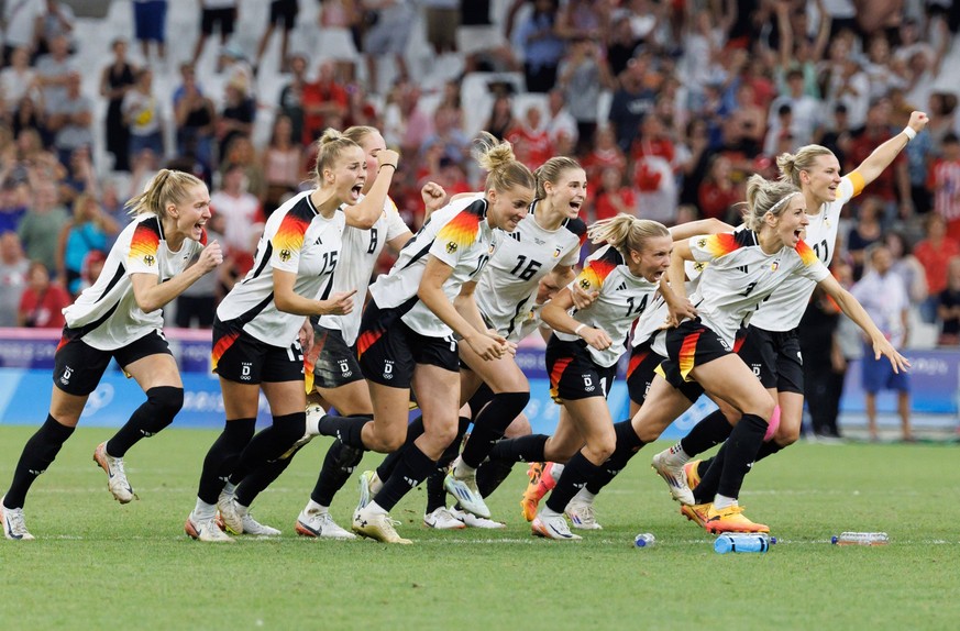 August 3, 2024, Marseille, Bouches-du-Rhone, France: Germany celebrate their win in a quarter final match of the 2024 Olympic Games, Olympische Spiele, Olympia, OS Football Tournament between German a ...
