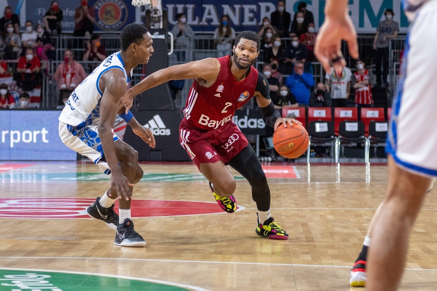 Corey Walden 2 FC Bayern, FC Bayern Basketball vs. Fraport Skyliners, easyCredit BBL, 13.02.2022 Muenchen Bayern Deutschland *** Corey Walden 2 FC Bayern , FC Bayern Basketball vs Fraport Skyliners, e ...