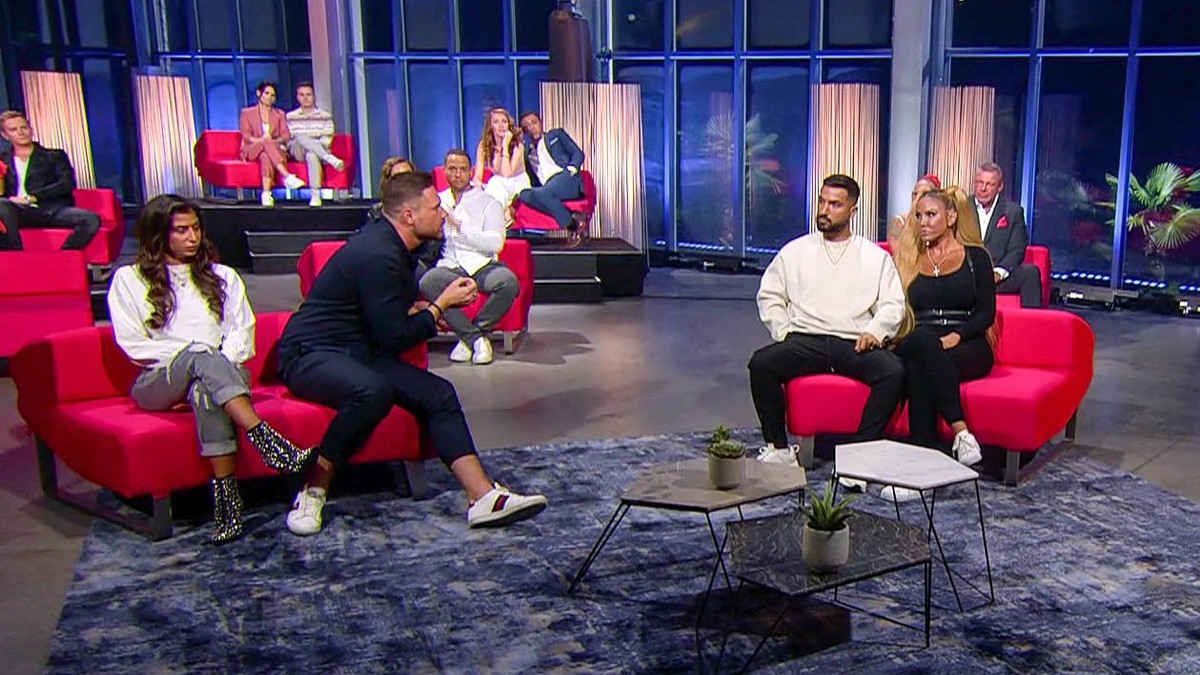 Michael Tomaschautzki und Diana Herold.
Die Verwendung des sendungsbezogenen Materials ist nur mit dem Hinweis und Verlinkung auf TVNOW gestattet.
