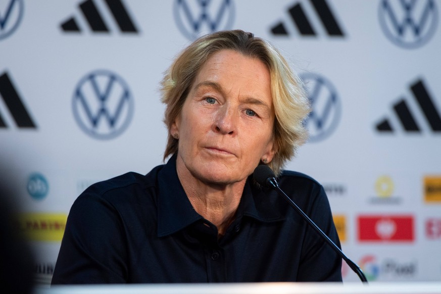 Martina Voss-Tecklenburg Deutschland, Bundestrainerin, AUS, Pressekonferenz DFB Frauen Nationalmannschaft Deutschland, FIFA Frauen Fussball Weltmeisterschaft Australien 2023, 05.08.2023 AUS, Pressekon ...