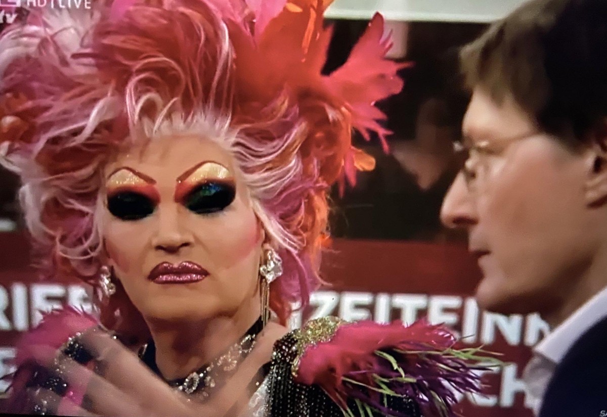 Stern TV: Lauterbach und Olivia Jones