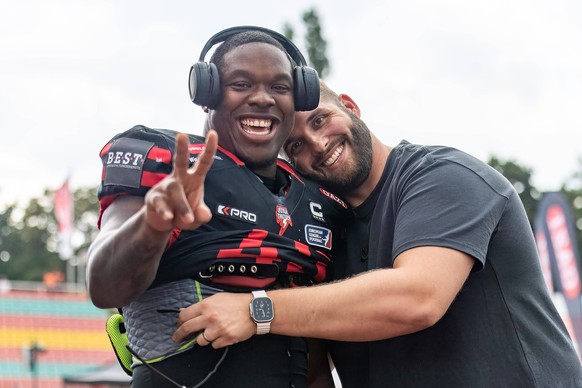 Kyle Kitchens Berlin Thunder, 45 mit Björn Werner, Berlin Thunder vs. Paris Musketeers, American Football, European League of Football, Woche 11, Saison 2024, 04.08.2024, Berlin Friedrich-Ludwig-Jahn-Sp …