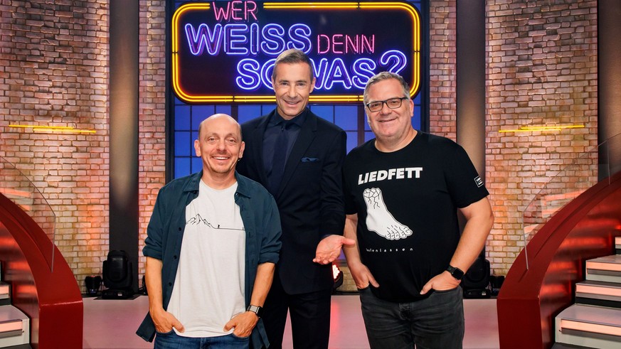 ARD WER WEISS DENN SOWAS? Das erfolgreiche Ratequiz kehrt zurück, ab (24.10.22) immer montags bis freitags um 18.00 Uhr im Ersten.
Die neue Staffel der Vorabend-Quizshow „Wer weiß denn sowas?“ startet ...