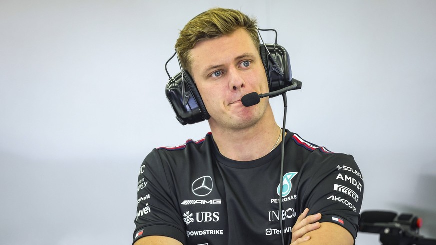 Sport Bilder des Tages SCHUMACHER Mick ger, Reserve Driver of Mercedes AMG F1 Team, portrait during the Formula 1 Armco pre-season testing 2023 of the 2023 FIA Formula One World Championship, WM, Welt ...