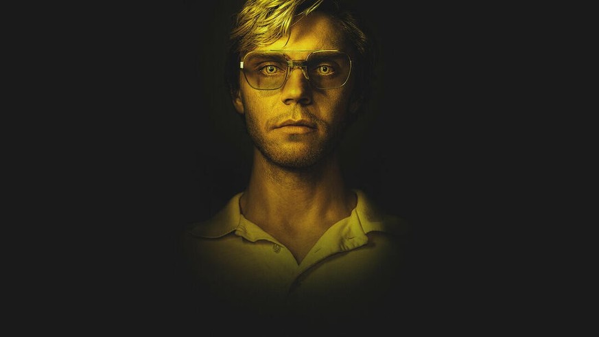 Der Serienschöpfer von "Dahmer – Monster" wehrt sich gegen schwere Vorwürfe, die gegen die Netflix-Produktion erhoben wurden.