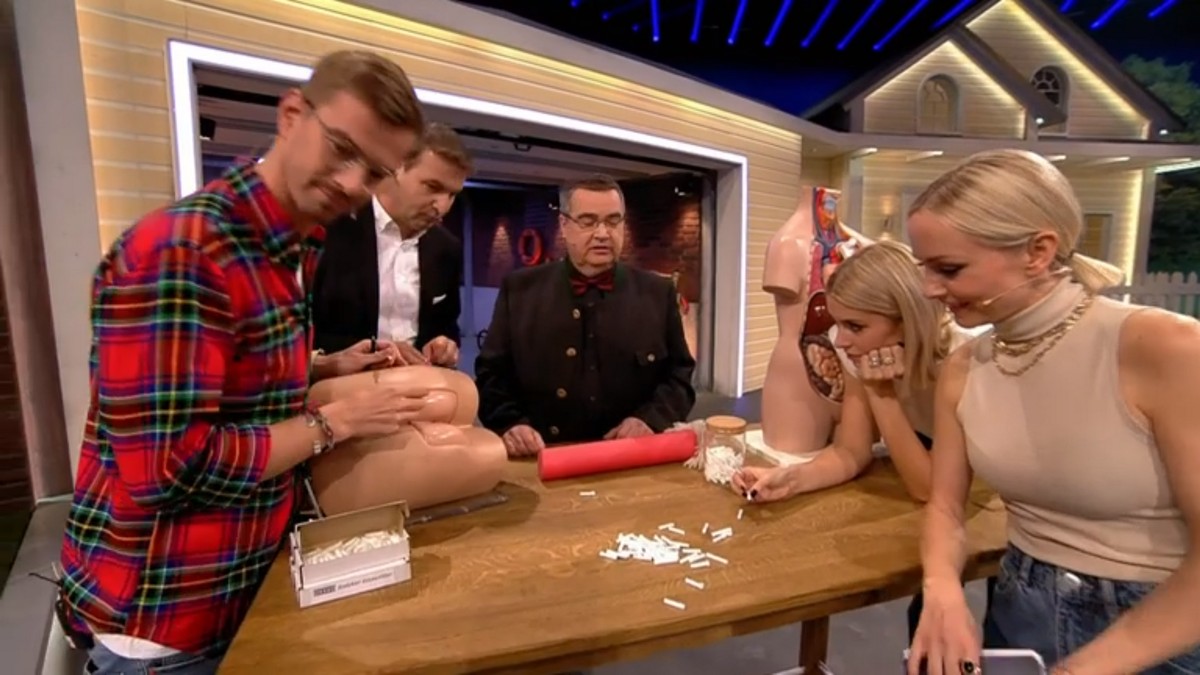 Joko und der Gummihintern.