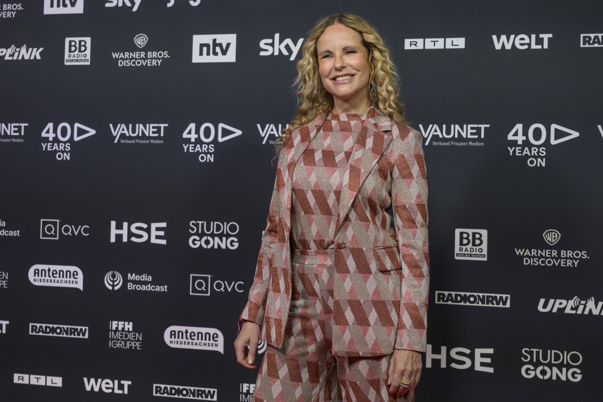 GER, Berlin, Vaunet zum Jubilaeumsevent 40 Jahre Private Medien im Telegraphenamt Berlin, Red Carpet, im Bild: Katja Burkard, Deutsche Fernsehmoderatorin, 10.10.2024, *** GER, Berlin, Vaunet for the a ...