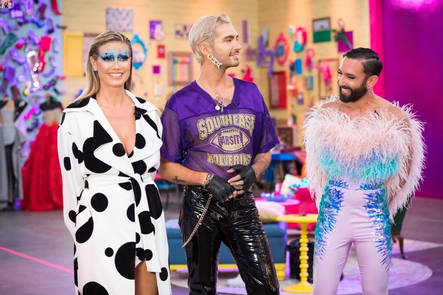 Titel: Queen of Drags; 
Staffel: 1; 
Folge: 1; 
Person: v.l.n.r.; Heidi Klum;Bill Kaulitz;Conchita Wurst; 
Copyright: ProSieben/Martin Ehleben; 
Fotograf: Martin Ehleben; 
Bildredakteur: Susi Lindlbau ...