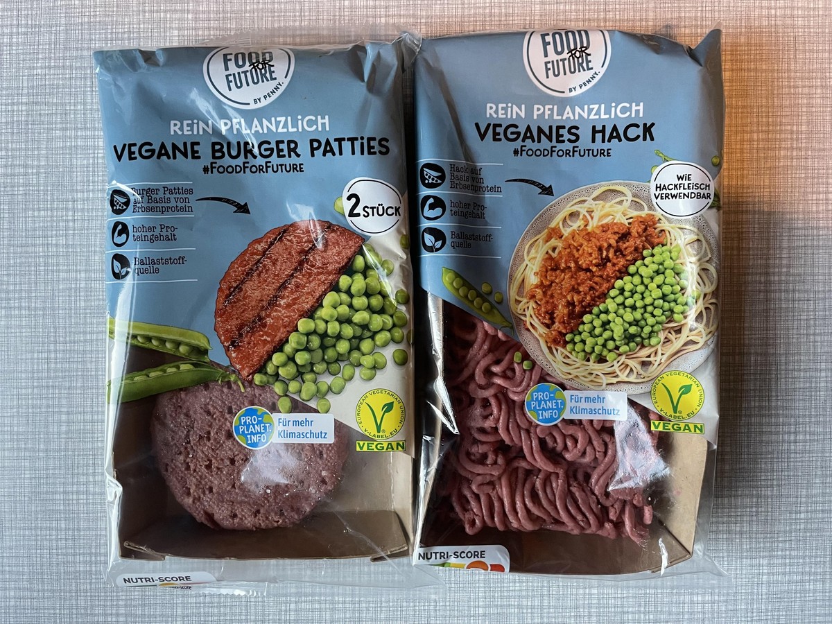 Im Rohzustand: Burger-Patties und "Hack".