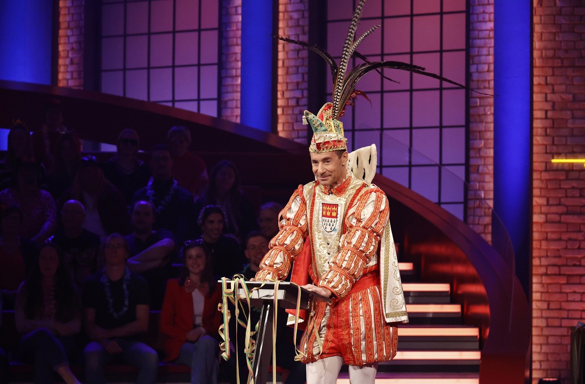 ARD WER WEISS DENN SOWAS? FOLGE 1110, "Henning Krautmacher und Norbert Neugirg", am Montag (12.02.24) um 18:00 Uhr im ERSTEN.
Karneval-Spezial: Moderator Kai Pflaume.
© ARD/Morris Mac Matzen ...