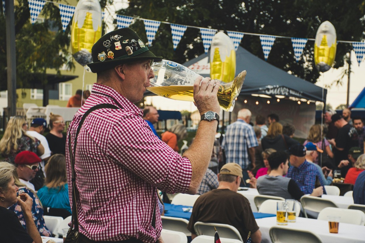 Stereotype beeinflussen die Wahrnehmung von Akzenten.