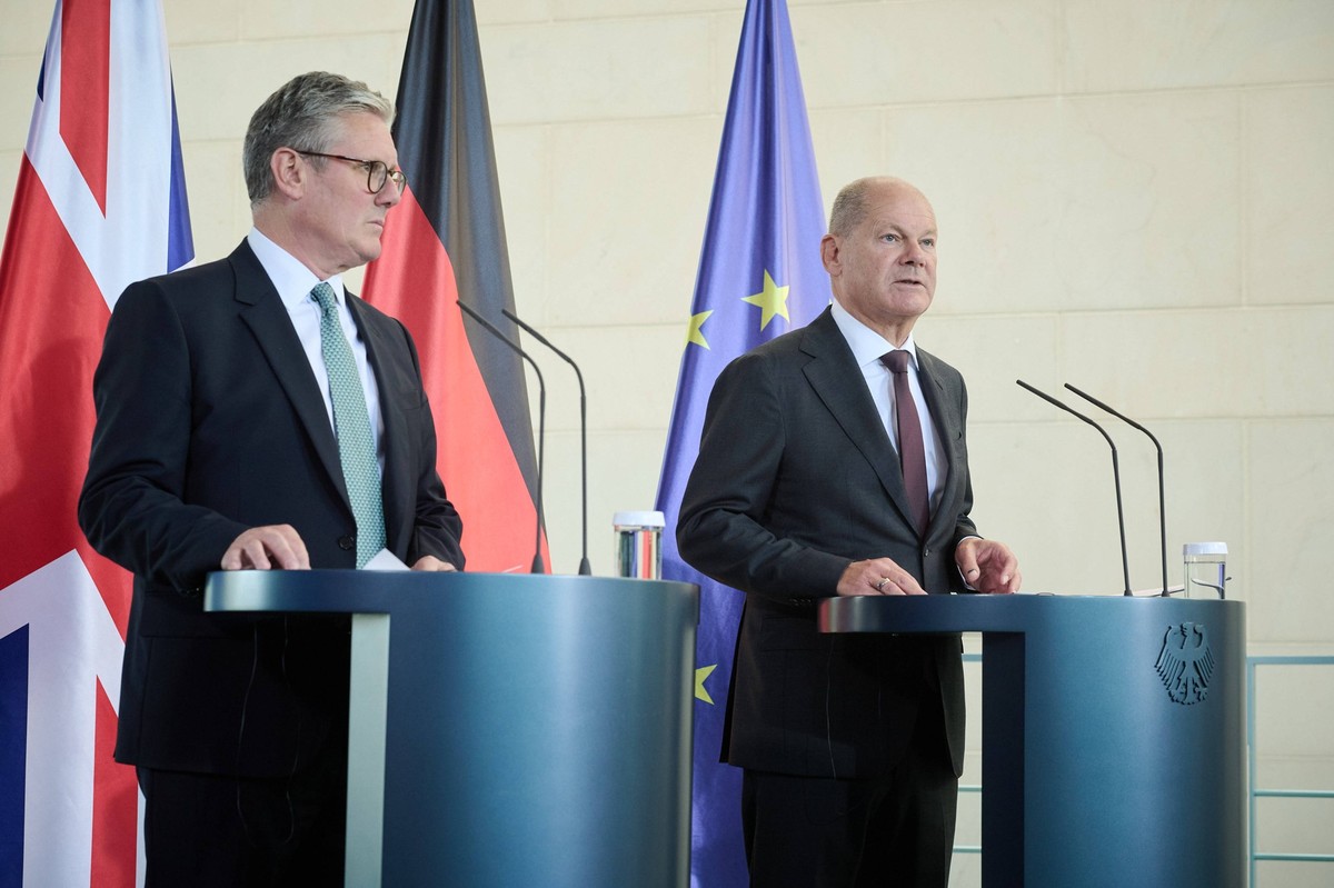 Berlin, Pressekonferenz Olaf Scholz und Keir Starmer Pressekonferenz von Bundeskanzler Olaf Scholz SPD und dem Premierminister des Vereinigten K�nigreichs Gro�britannien und Nordirland, Keir Starmer a ...